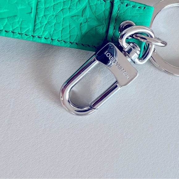 Louis Vuitton Key chain - Picture 6 of 7